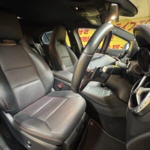 MERCEDES BENZ メルセデス・ベンツ　GLA250 4マチック【4WD】【総合評価優良車】【車検２年付】