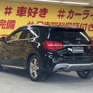MERCEDES BENZ メルセデス・ベンツ　GLA250 4マチック【4WD】【総合評価優良車】【車検２年付】