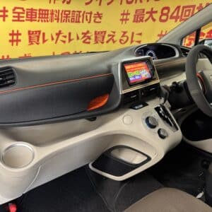 SIENTA　シエンタ　HYBRID　G【車検２年付】