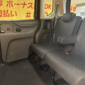 N-BOXカスタム　G・Lパッケージ【車検２年付】