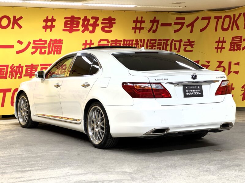 LEXUS レクサス LS600h Iパッケージ【4WD】
