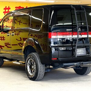 DELICA　デリカD5　Gプレミアム　【4WD】【カスタム】【車検２年付】