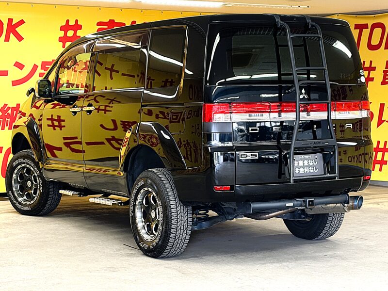 DELICA デリカD5 Gプレミアム 【4WD】【カスタム】【車検2年付】