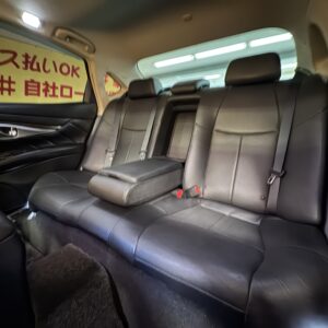 FUGA フーガHV 【カスタム】【サンルーフ】【車検2年付】