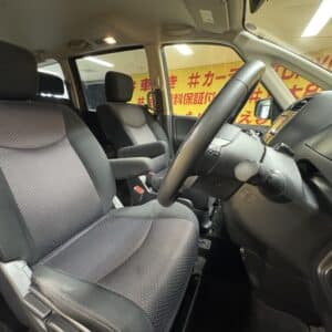 SERENA　セレナ　ハイウェイスター Vセレクション【総合評価優良車】【特別仕様車】【タイヤ4本新品装着】