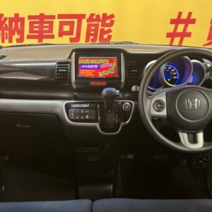 N-BOXカスタム　G・Lパッケージ【車検２年付】