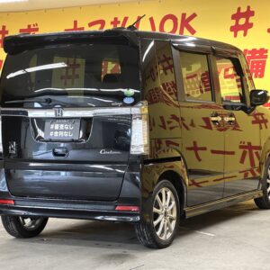 N-BOX　カスタム　GL  パッケージ　【車検2年付】