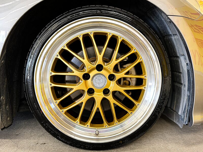 FUGA フーガHV 【カスタム】【サンルーフ】【車検2年付】