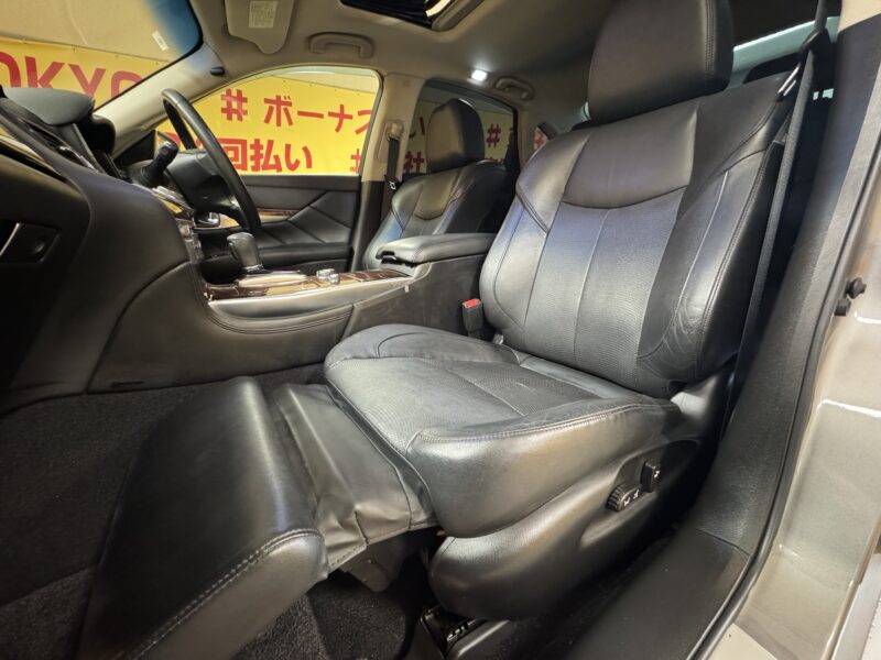 FUGA フーガHV 【カスタム】【サンルーフ】【車検2年付】