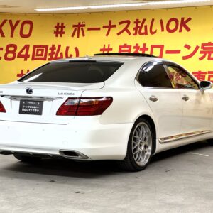 LEXUS レクサス LS600h Iパッケージ【4WD】