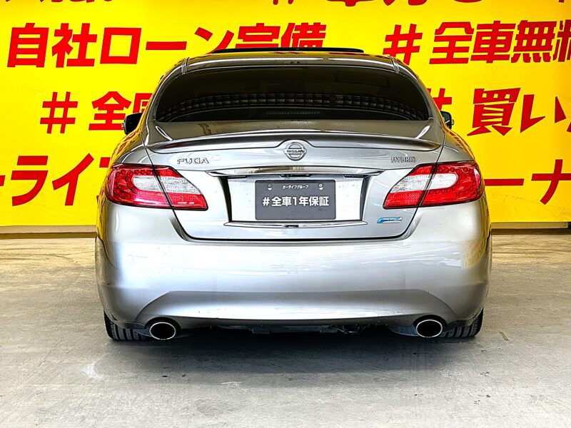 FUGA フーガHV 【カスタム】【サンルーフ】【車検2年付】