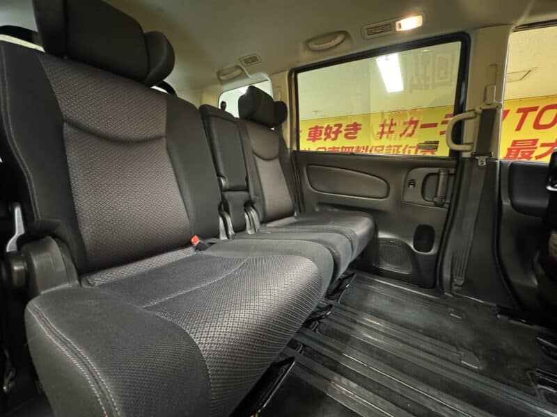 SERENA セレナ ハイウェイスター Vセレクション【総合評価優良車】【特別仕様車】【タイヤ4本新品装着】