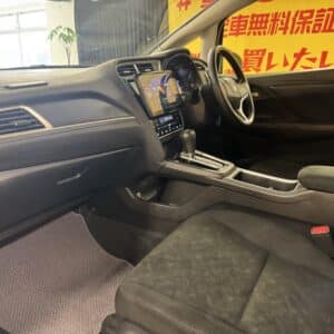 SHUTTLE　シャトル　【車検2年付】