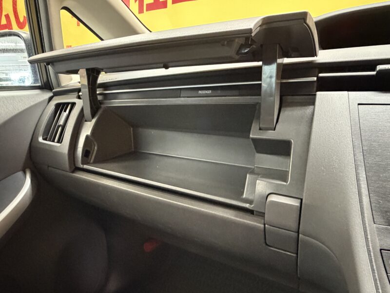 PRIUS プリウス S 【車検2年付】【1年保証】