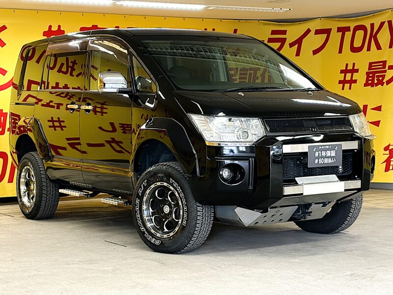 DELICA デリカD5 Gプレミアム 【4WD】【カスタム】【車検2年付】