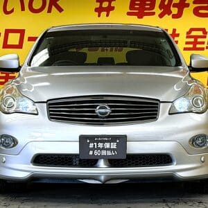 SKYLINE　スカイライン クロスオーバー　370GT typeP　【カスタム】【車検２年付】