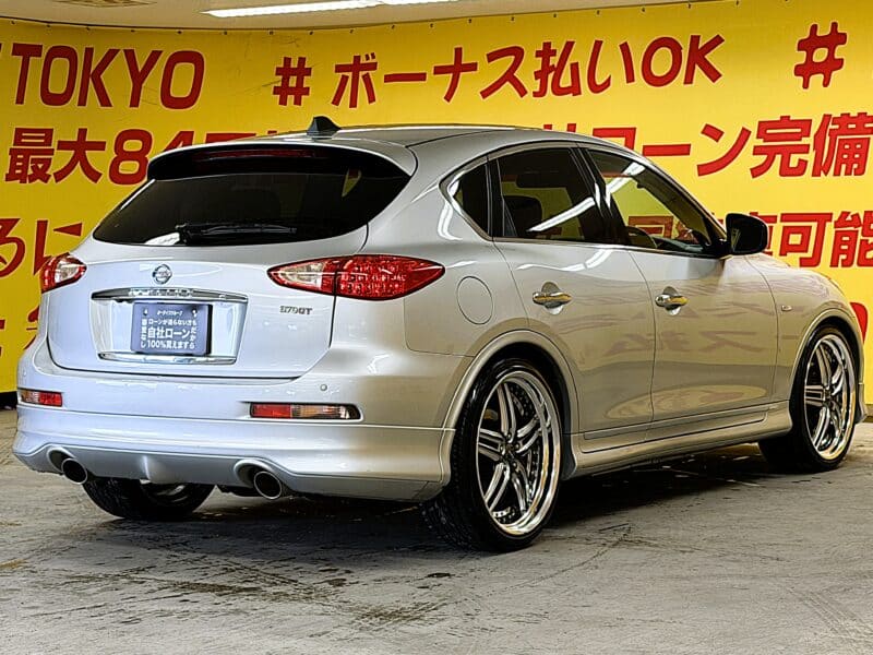 SKYLINE スカイライン クロスオーバー 370GT typeP 【カスタム】【車検2年付】