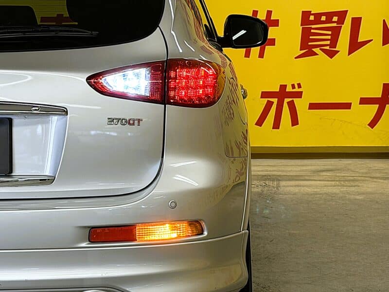 SKYLINE スカイライン クロスオーバー 370GT typeP 【カスタム】【車検2年付】
