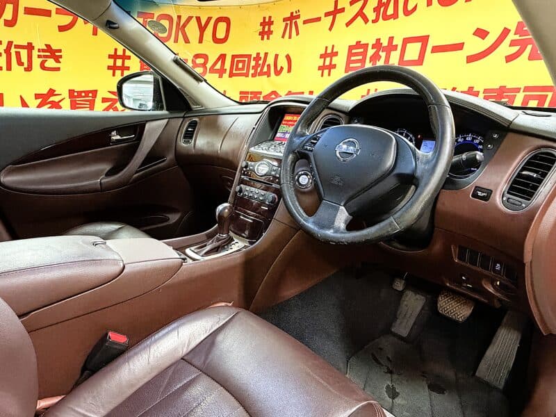 SKYLINE スカイライン クロスオーバー 370GT typeP 【カスタム】【車検2年付】