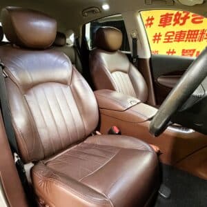 SKYLINE　スカイライン クロスオーバー　370GT typeP　【カスタム】【車検２年付】