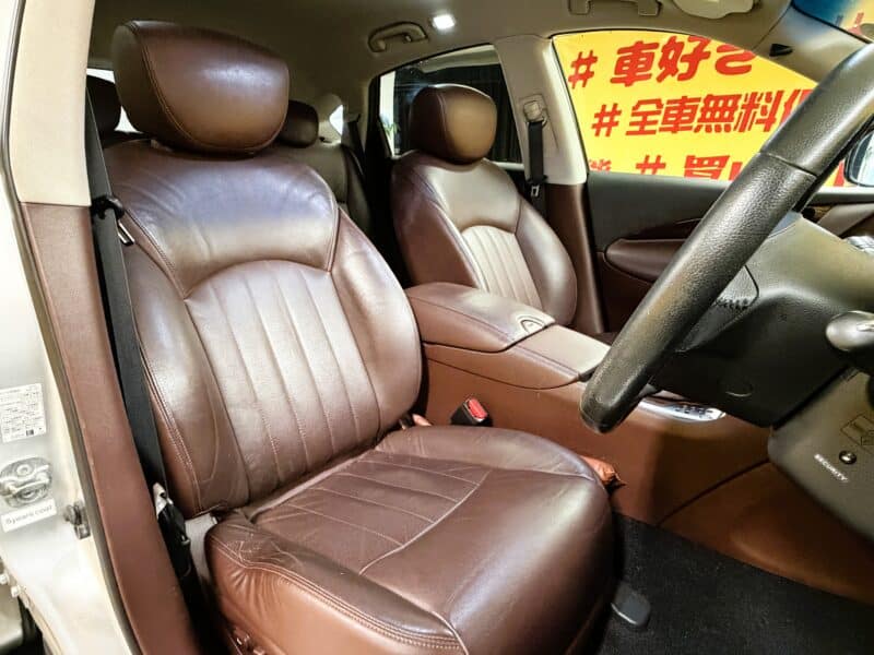 SKYLINE スカイライン クロスオーバー 370GT typeP 【カスタム】【車検2年付】