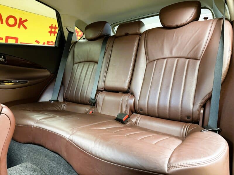 SKYLINE スカイライン クロスオーバー 370GT typeP 【カスタム】【車検2年付】