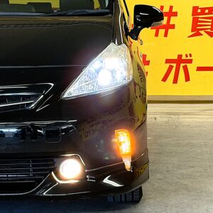 PRIUS　プリウスα　Ｇ　チューンブラック　【カスタム】