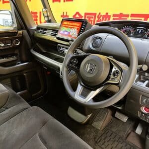 N-BOX　カスタム　G・Lホンダセンシング　【車検２年付】【低走行】
