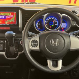 N-BOXカスタム　G・Lパッケージ【車検２年付】