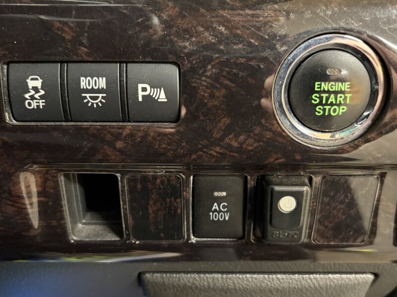 VELLFIRE ヴェルファイア 2.4Z プラチナセレクション 【特別仕様車】【ユーザー買取車】【カスタム】【車検2年付】