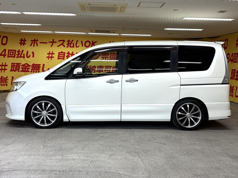 SERENA セレナ ハイウェイスター 【総合評価優良車】【車検2年付】【1年保証】