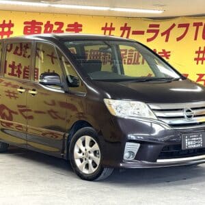 SERENA　セレナ　ハイウェイスター Vセレクション【総合評価優良車】【特別仕様車】【タイヤ4本新品装着】