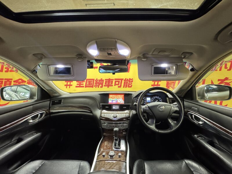 FUGA フーガHV 【カスタム】【サンルーフ】【車検2年付】