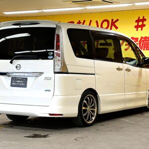 SERENA　セレナ　ハイウェイスター　【総合評価優良車】【車検2年付】【1年保証】