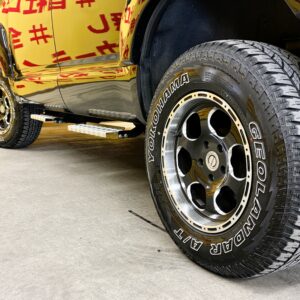 DELICA　デリカD5　Gプレミアム　【4WD】【カスタム】【車検２年付】