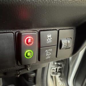 SHUTTLE　シャトル　【車検2年付】