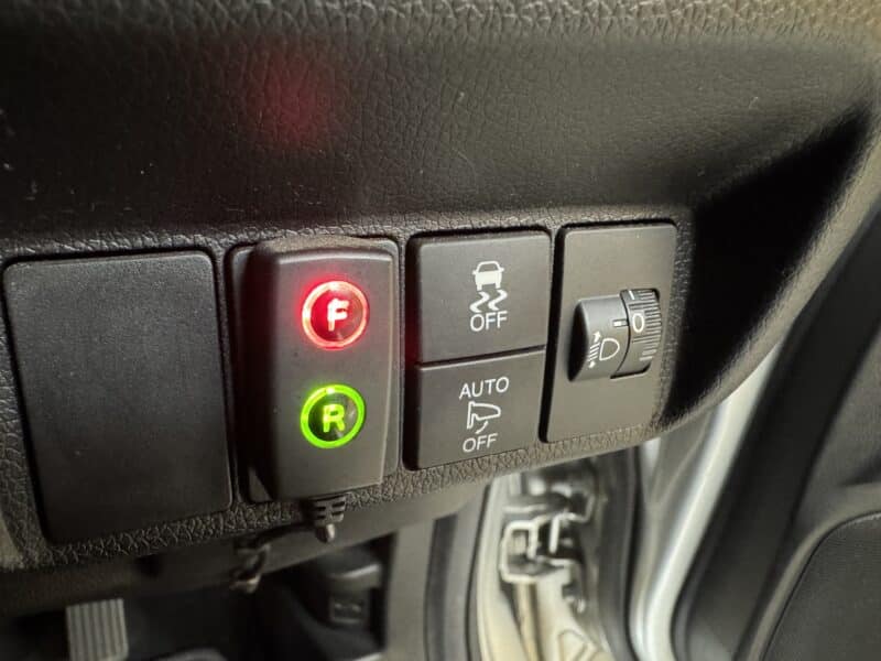 SHUTTLE シャトル 【車検2年付】