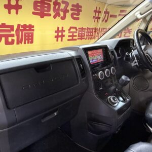 DELICA　デリカD5　Gプレミアム　【4WD】【カスタム】【車検２年付】