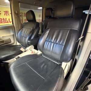 DELICA　デリカD5　Gプレミアム　【4WD】【カスタム】【車検２年付】