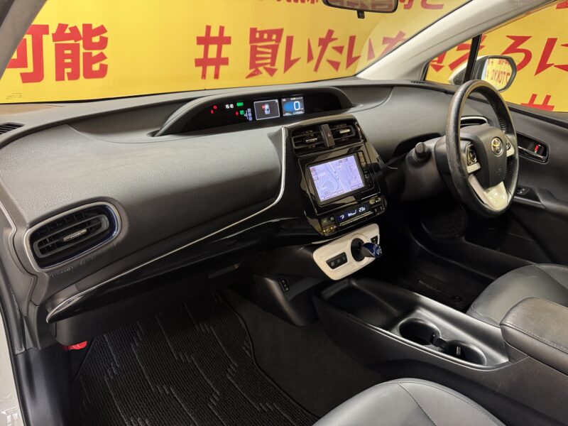 PRIUS プリウス Sツーリングセレクション 【車検2年付】