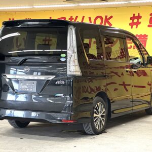 SERENA　セレナ　ハイウェイスター Vセレクション＋セーフティⅡ　S-HYBRID　【総合評価優良車】【特別仕様車】【後期型】【車検２年付】【タイヤ４本新品】