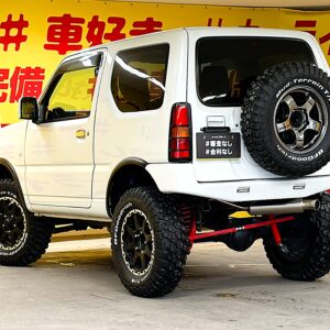 Jimny　ジムニー　ランドベンチャー【特別仕様車】【４ＷＤ】【カスタム】