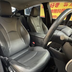 PRIUS プリウス Sツーリングセレクション 【車検2年付】