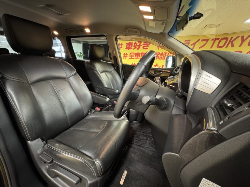 ELGRAND エルグランド ライダー黒本革シート マニュアルシート【総合評価優良車】【特別仕様車】