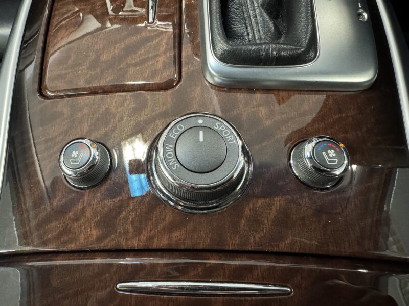 FUGA フーガHV ベースグレード【総合評価優良車】【車検2年付】【1年保証付】