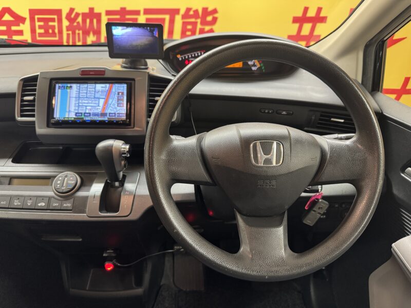 FREED フリード Gジャストセレクション 【4WD】【タイヤ4本新品】【ユーザー買取車】