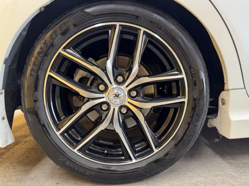 PRIUSα プリウスα S 【カスタム】【1年保証】