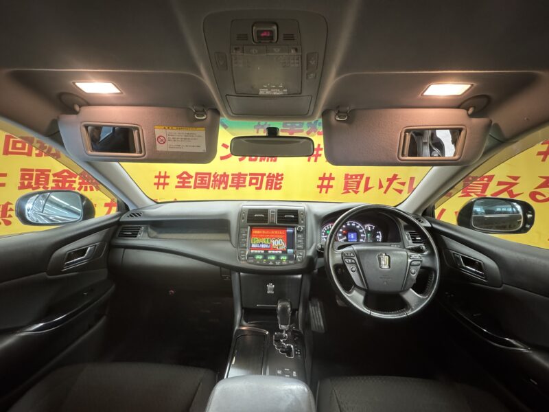 CROWN クラウン 2.5 アスリート ナビパッケージ 【車検2年付】【タイヤ4本新品】