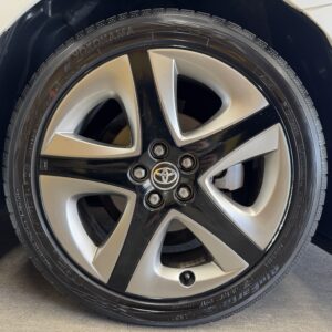 PRIUS プリウス Sツーリングセレクション 【車検2年付】