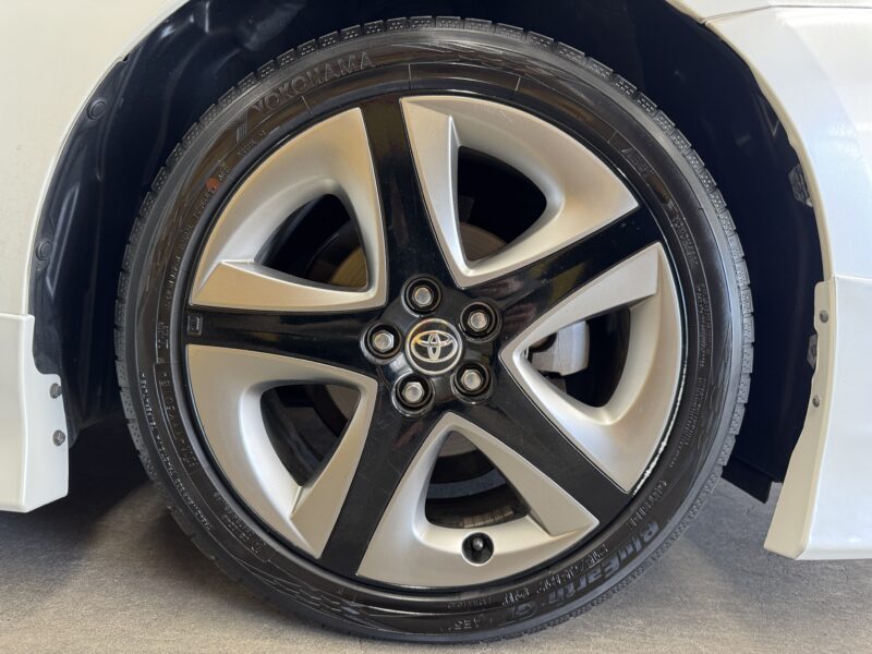 PRIUS プリウス Sツーリングセレクション 【車検2年付】